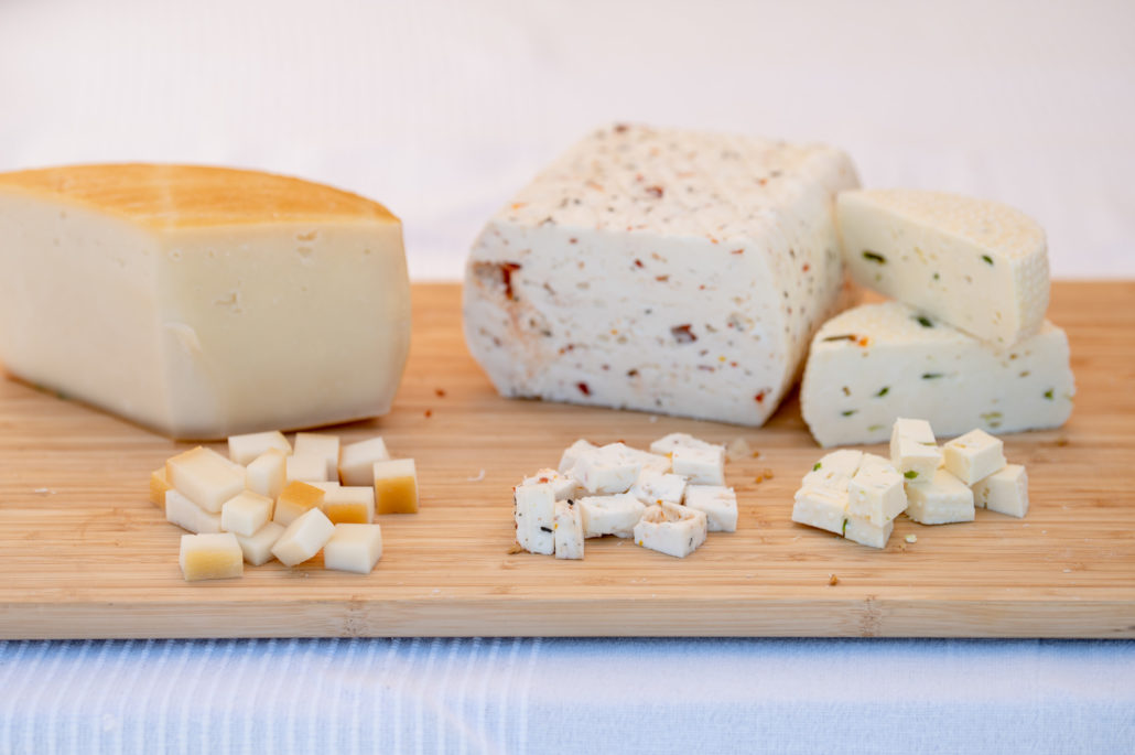 Kézműves sajtok a Halda Sajt nemti műhelyéből (Fotó: Komka Péter)