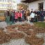 Az önkéntesek segítségével 13 gólyafészek alap készült el a salgótarjáni Baglyas-kő Vár Természetvédelmi Látogatóközpontban. (Fotó: MME Nógrád Megyei Helyi Csoport | Facebook)